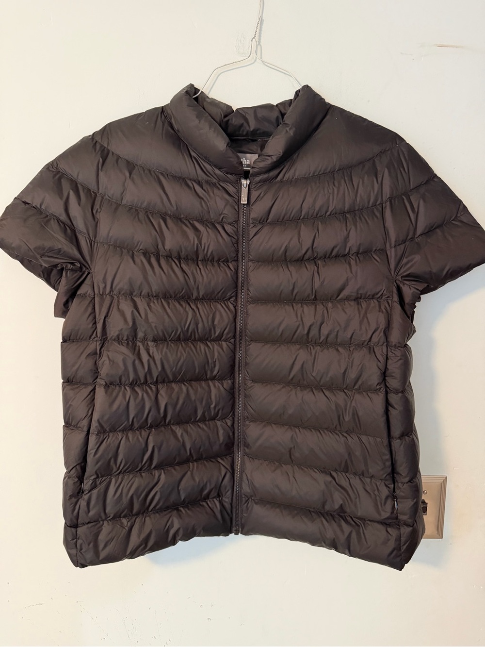 Martha Stewart Black Down Puffer Jacket XL Short Sleeve Zip Front Lightweight